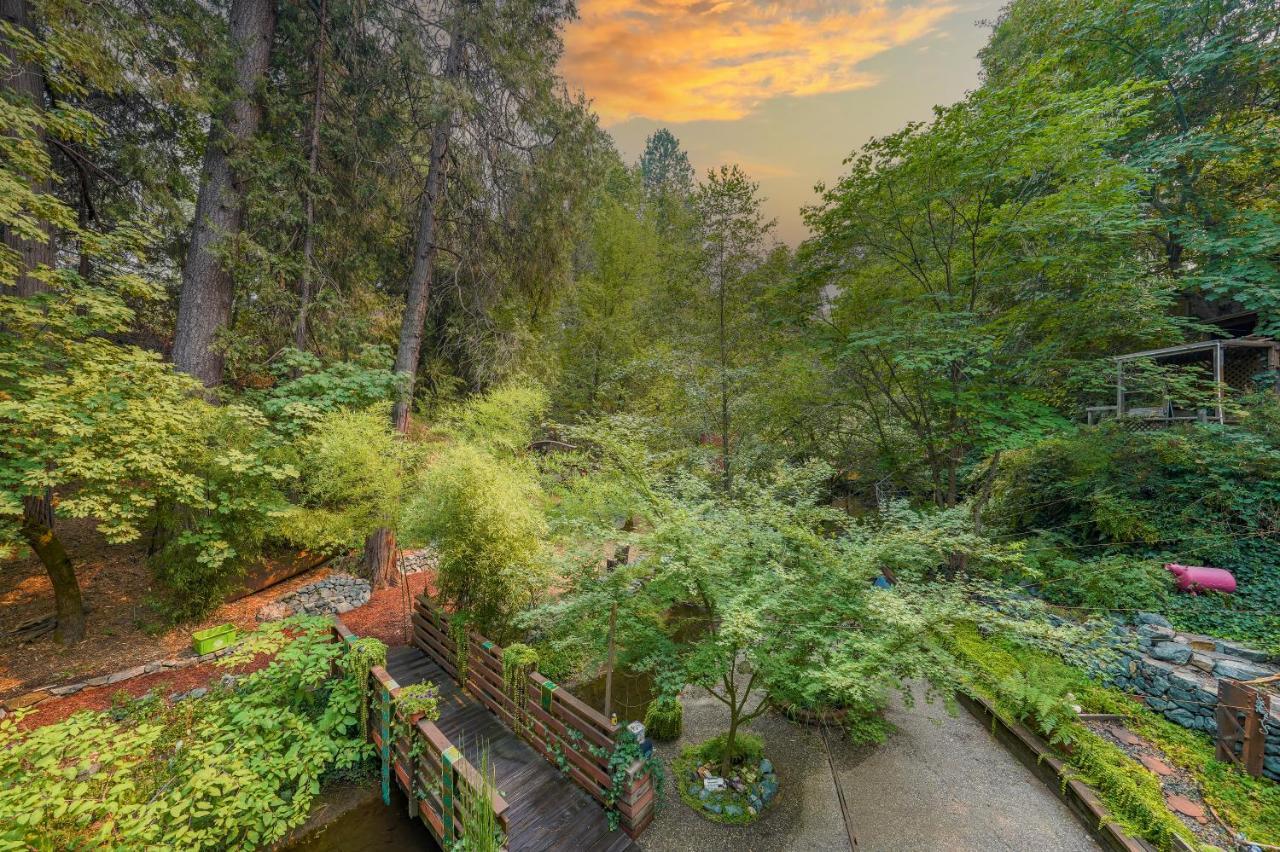 Flume'S End Bed & Breakfast Nevada City Exterior photo